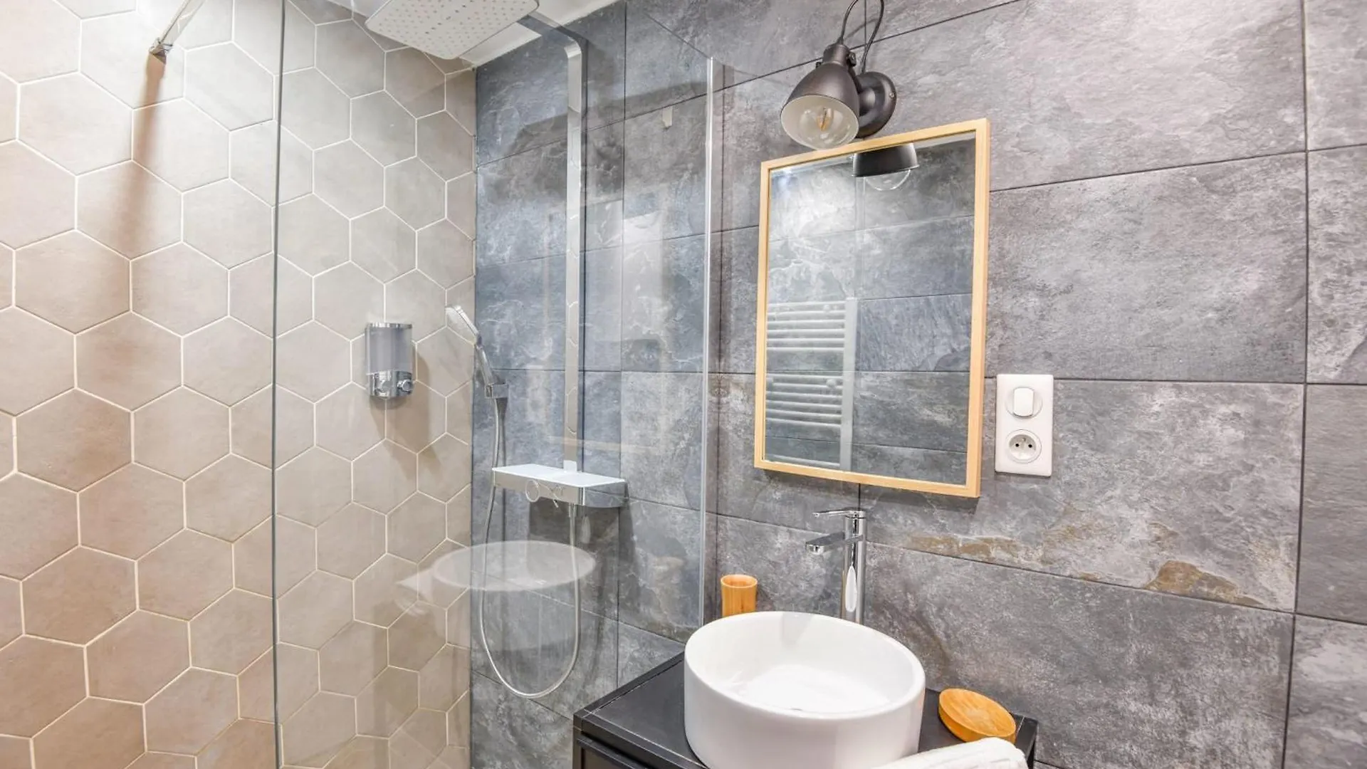 Apartment Le Breteuil - Appart Standing Proche Vieux-Port Marseille France